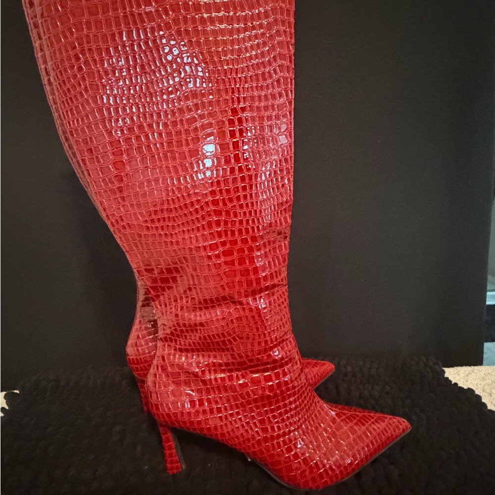 BAMBOO Red Croc-Embossed Heeled Boots